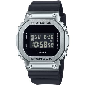 Casio GM-5600U-1DR